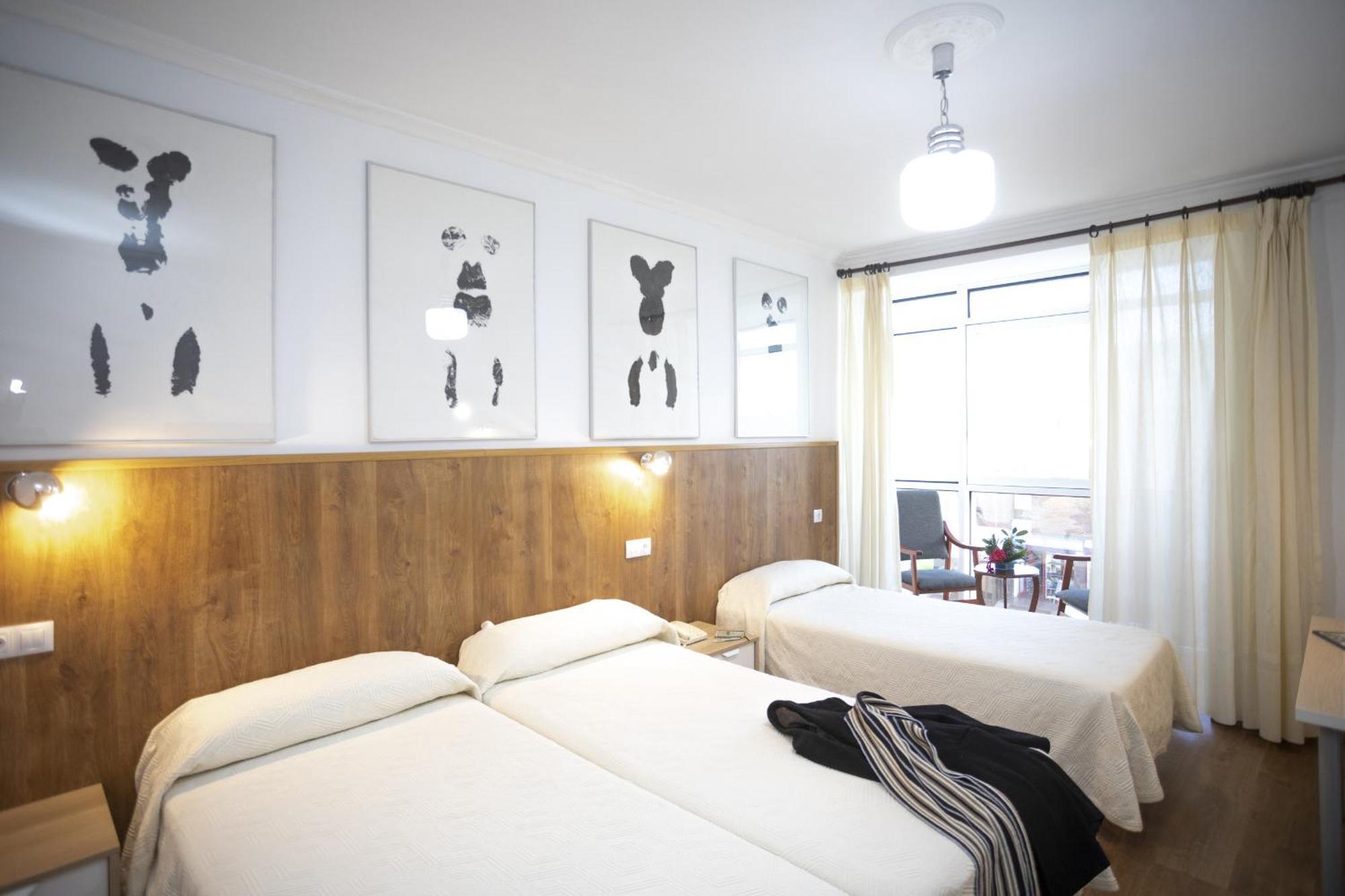 טאפיה דה קסרייגו Hotel La Ruta מראה חיצוני תמונה